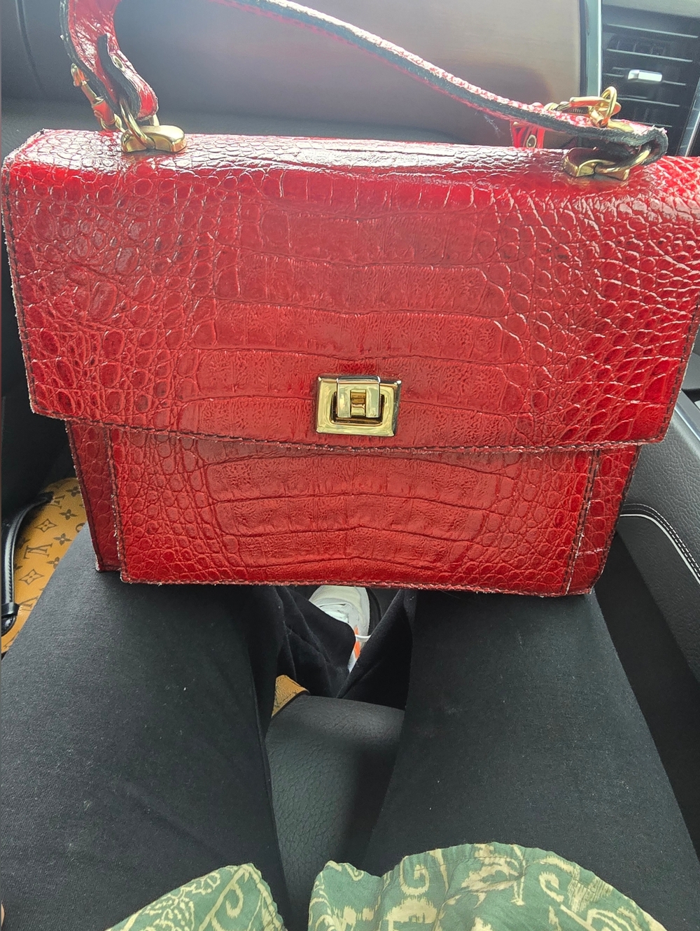 Red Croc-Embossed Top-Handle Satchel - Unbranded - Picture 3 of 10